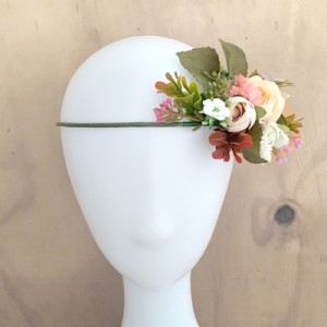 hair wreath of flowers