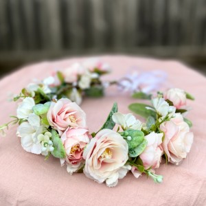 peach pink hair flowers events