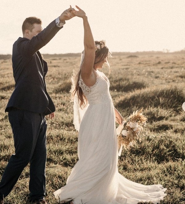 Custom Made Womens Flower Crown Shipped from Melbourne Lilly & Lace